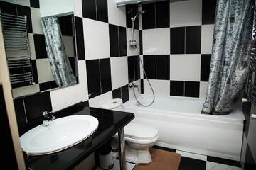 Фото номера Люкс Отель Central Hotel г. Сороки 9